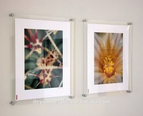 Home Wall Mounted Picture Acrylic Photo Frames 8 x 10 With Iron Nail